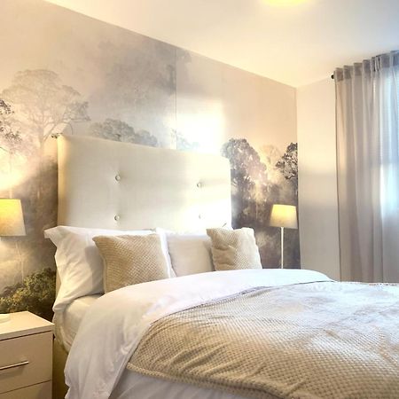 Large Stylish 3 Bedroom City Centre Apartment Free Secure Parking Liverpool Ngoại thất bức ảnh