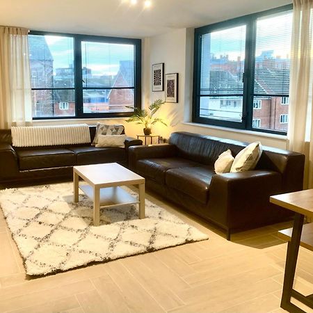 Large Stylish 3 Bedroom City Centre Apartment Free Secure Parking Liverpool Ngoại thất bức ảnh