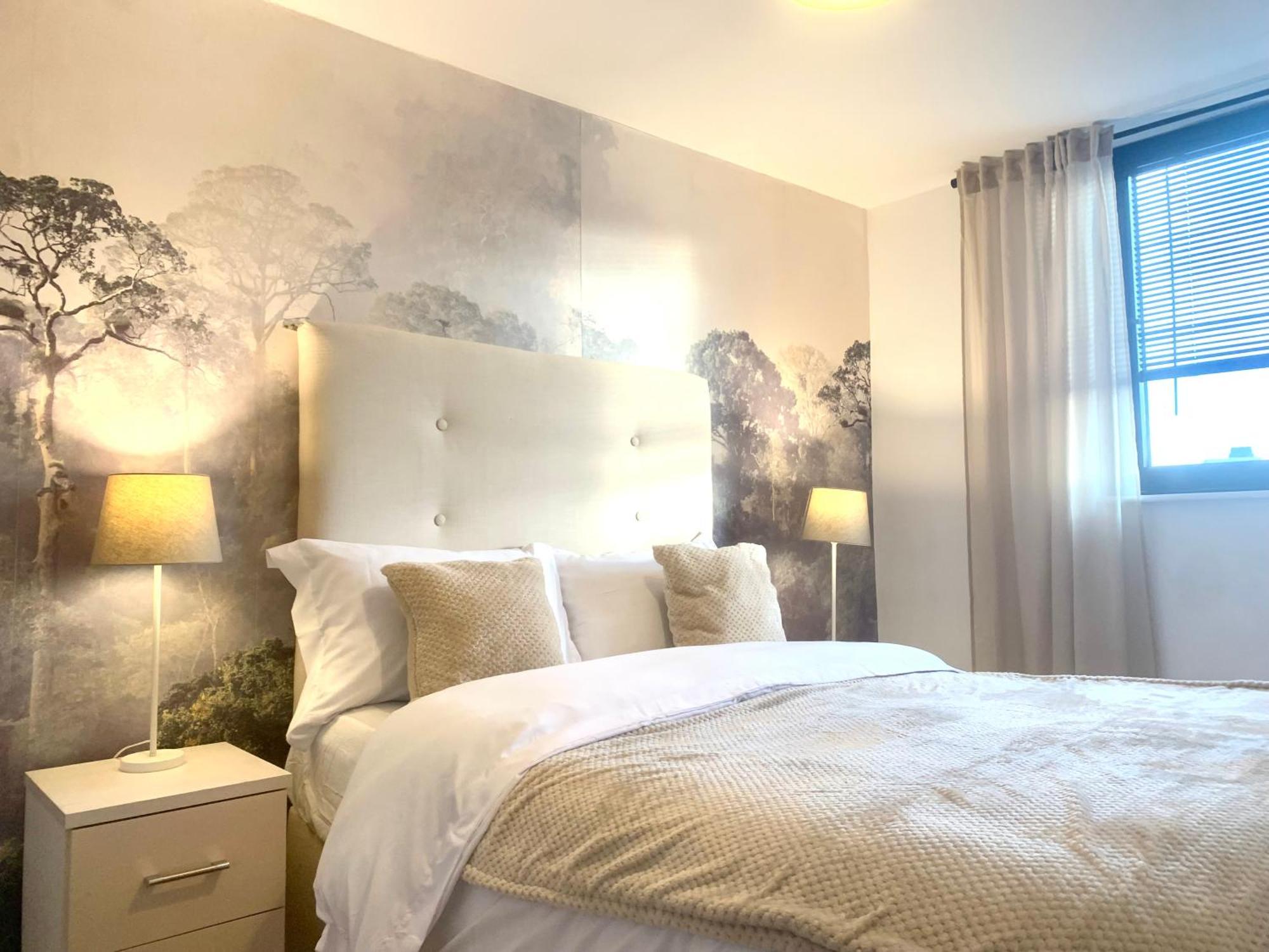 Large Stylish 3 Bedroom City Centre Apartment Free Secure Parking Liverpool Ngoại thất bức ảnh